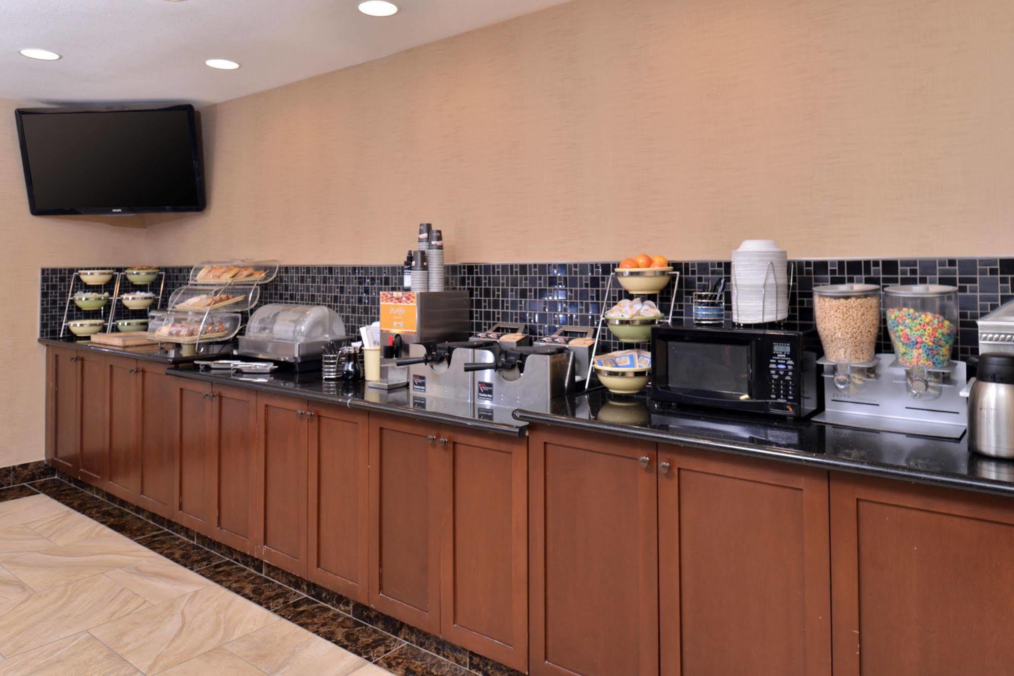 Best Western Woodland Inn Exterior foto